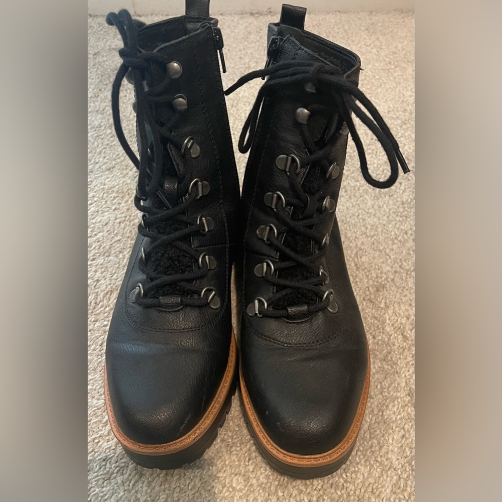 American Eagle Outfitters Black Lace-Up Boots